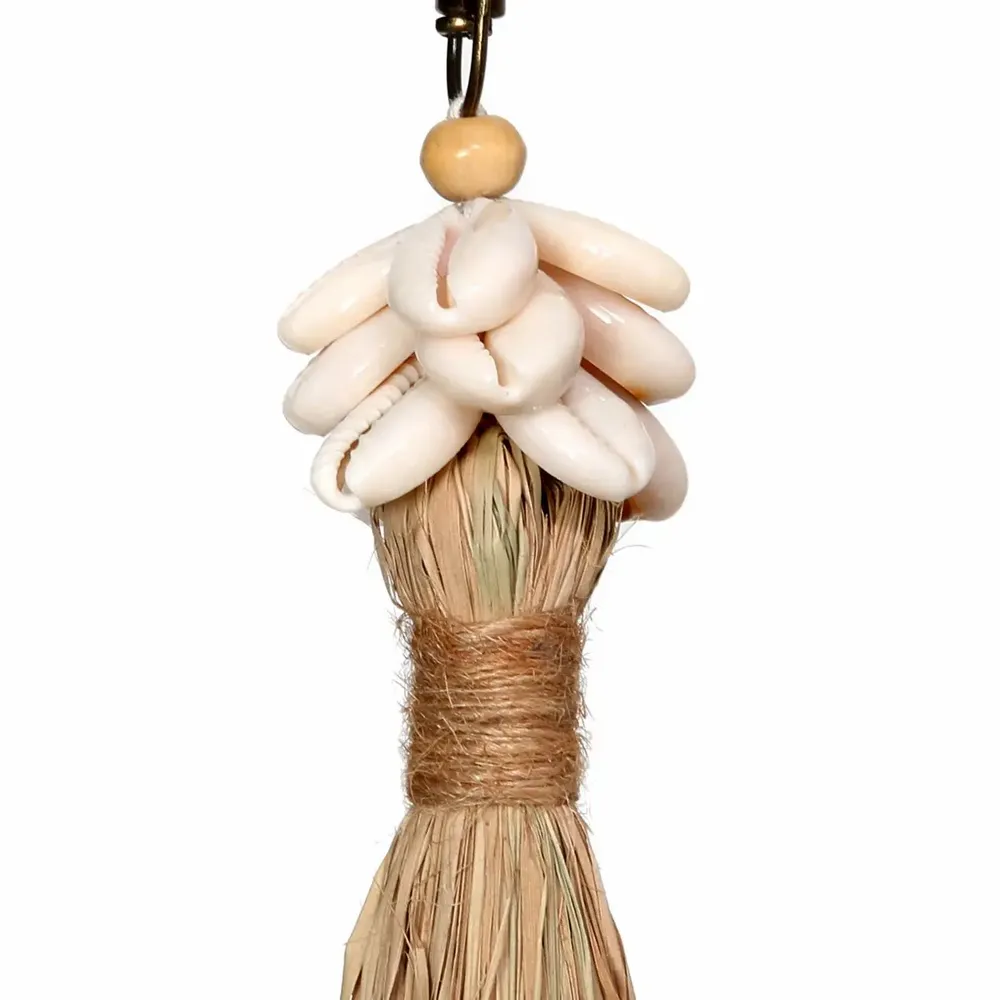 Decorative objects - The Raffia Cowrie Shell Keychain - BAZAR BIZAR LIVING