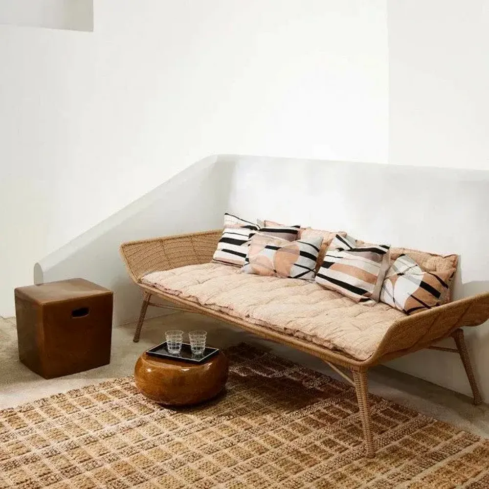 Accessoires de déco extérieure - Pouf rond en céramique GALET - CFOC