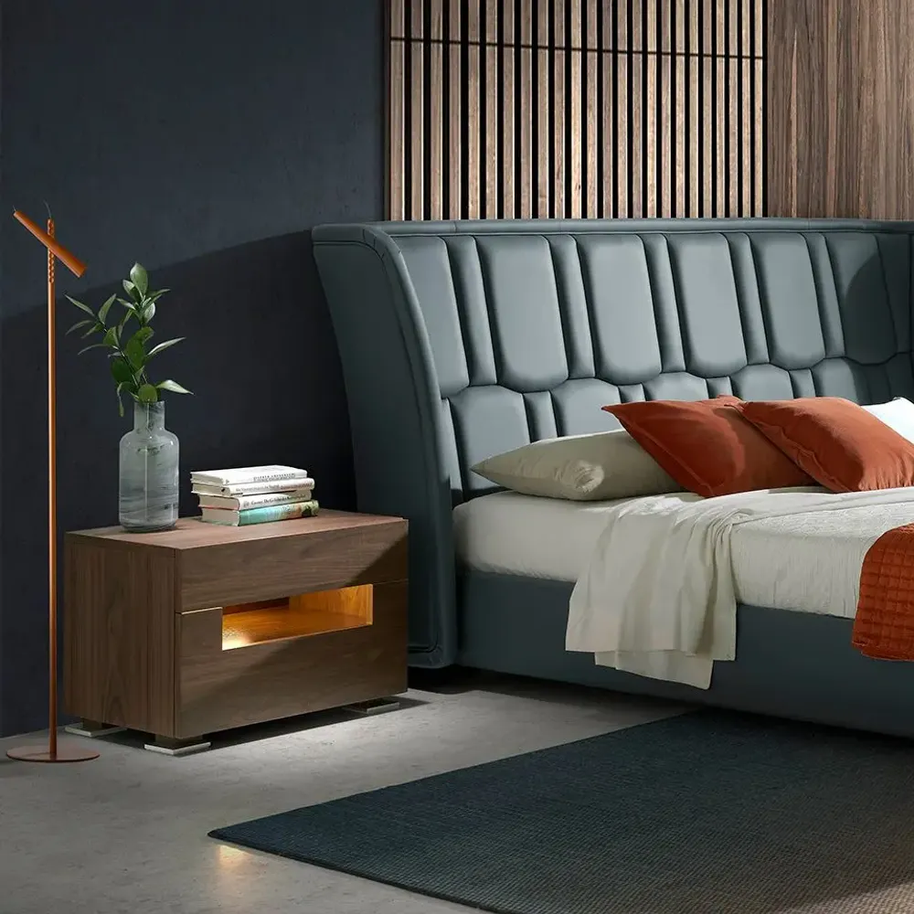 Night tables - Walnut bedside table with lighting - ANGEL CERDÁ