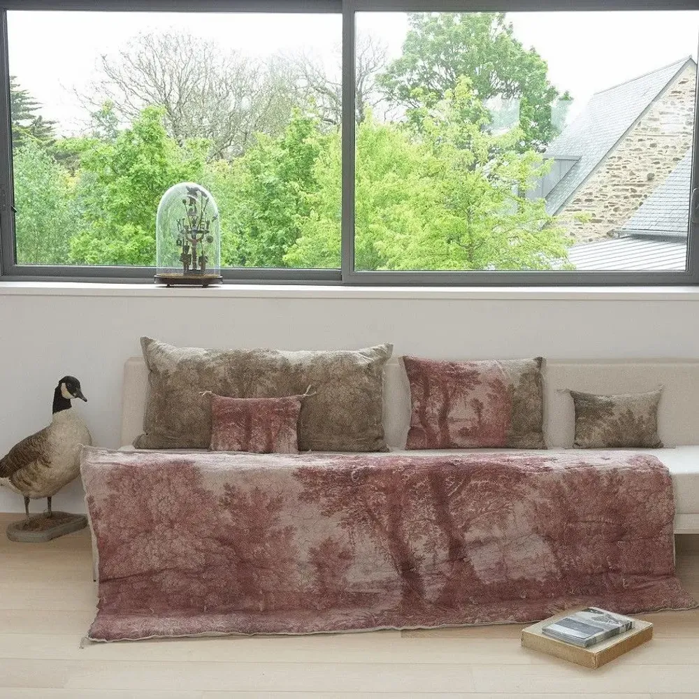 Plaids - CAMPAGNE Bout de lit en lin imprimé Ananbo 90x20 cm FRAMBOISE - EN FIL D'INDIENNE...