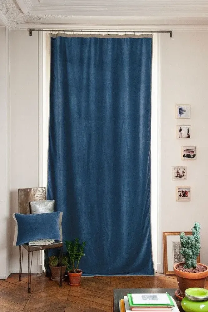 Rideaux et voilages - MEDICIS rideau occultant en velours de coton 130x280cm  couleur DENIM - EN FIL D'INDIENNE...