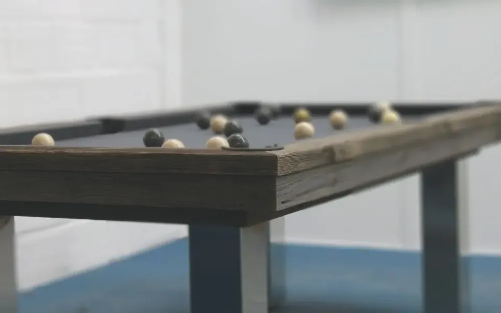 Objets design - Billard table Megève - BILLARDS ET BABY-FOOT TOULET