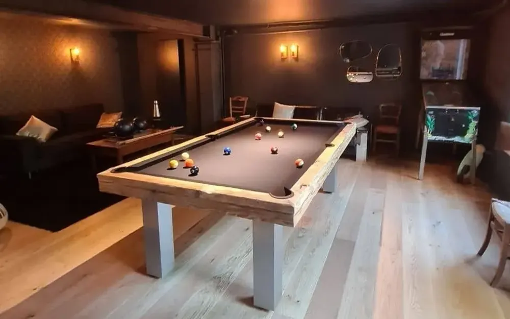 Objets design - Billard table Megève - BILLARDS ET BABY-FOOT TOULET