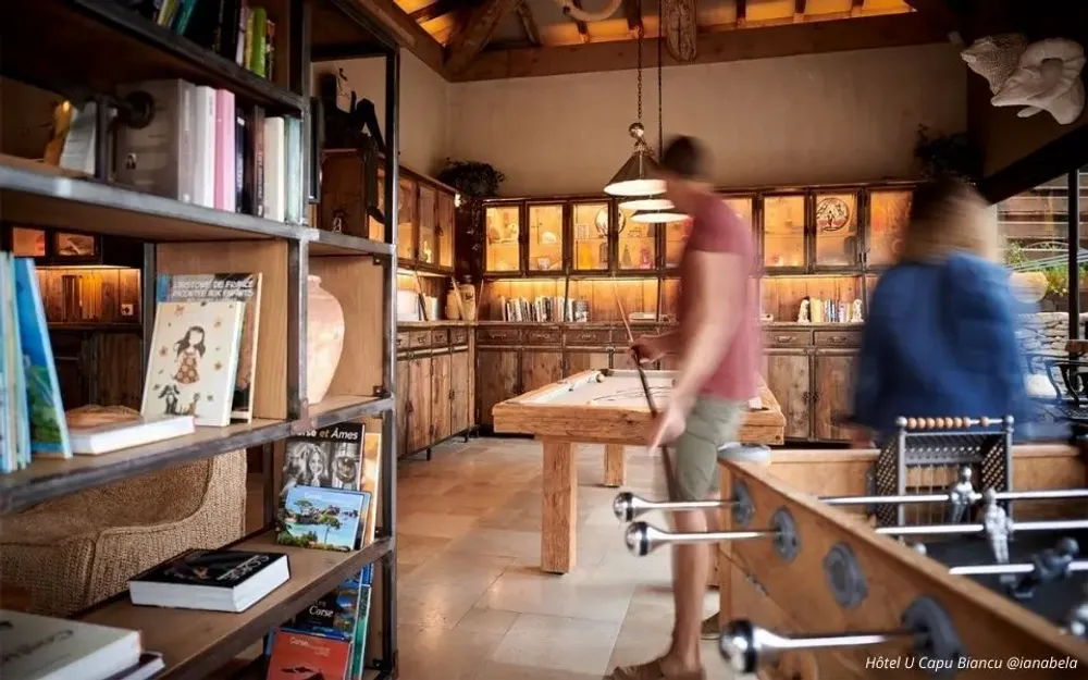 Objets design - Billard table Megève - BILLARDS ET BABY-FOOT TOULET