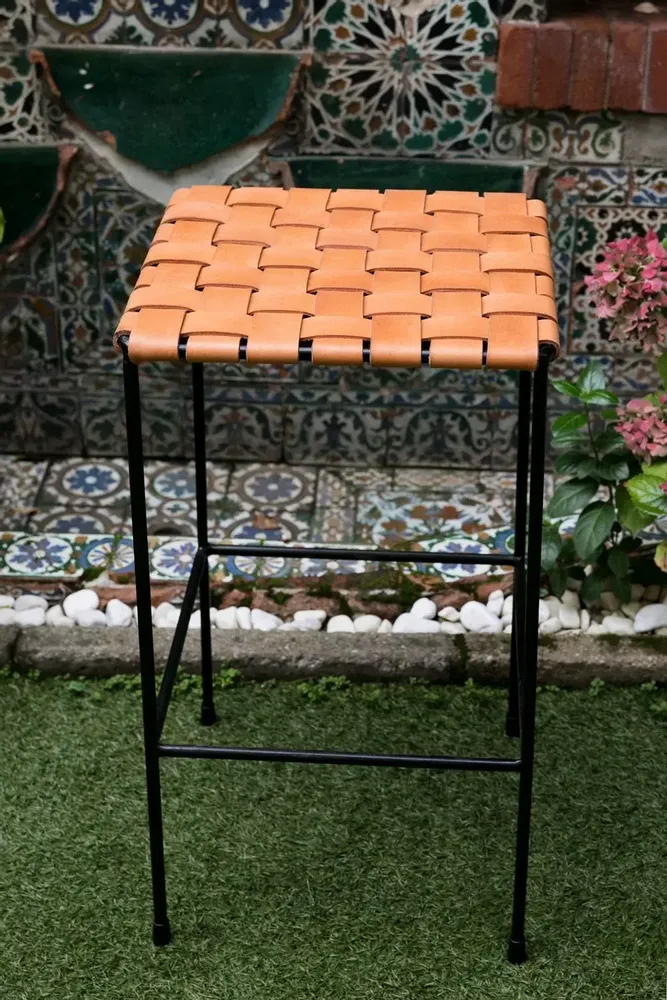 Stools for hospitalities & contracts - Woven stool - SOL & LUNA