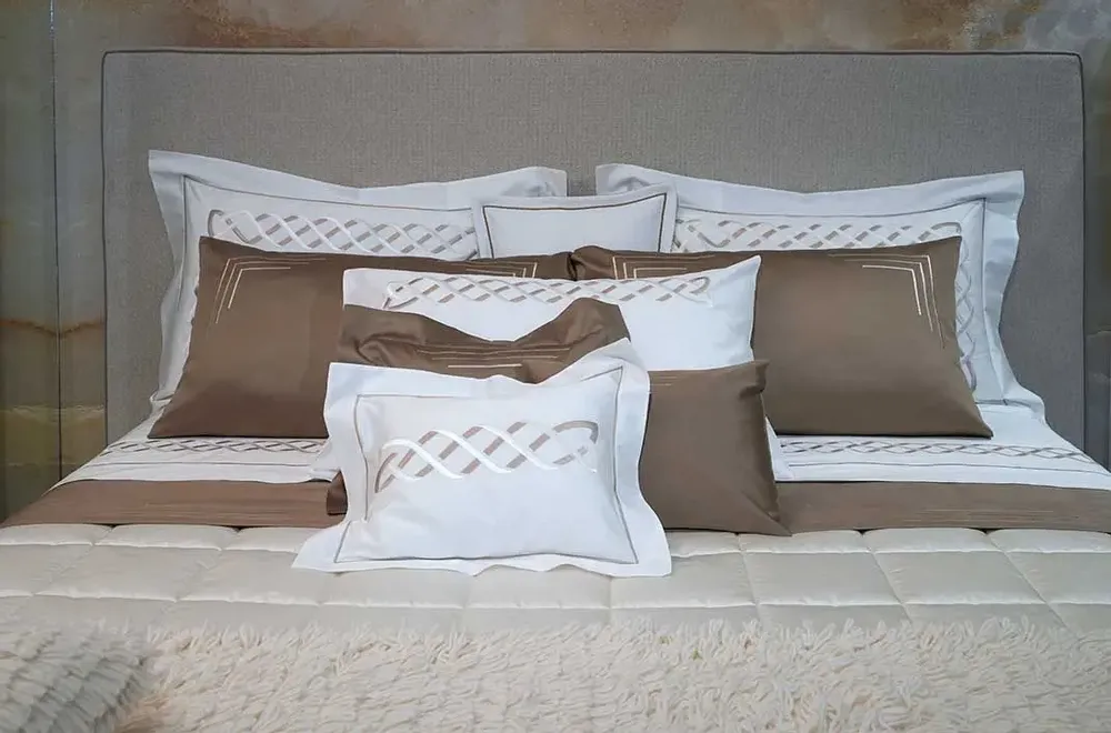 Linge de lit - Mode. Charlotte e Giulia - MAISON CLAIRE