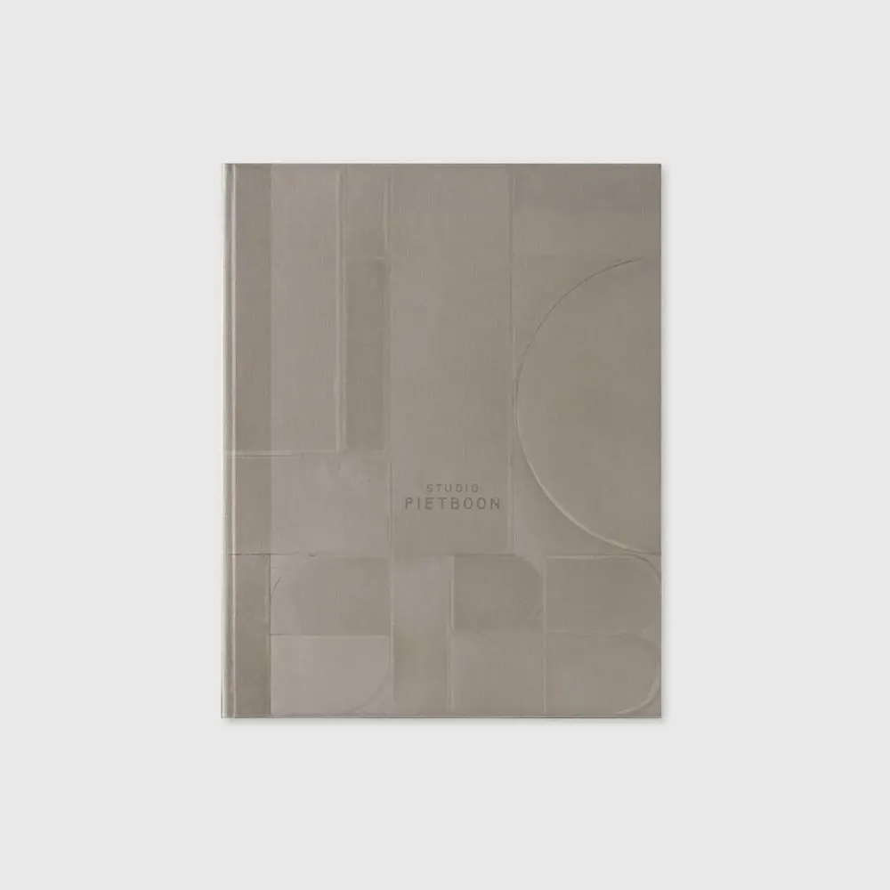 Bookshelves - 40 by Studio Piet Boon | Book - NEW MAGS