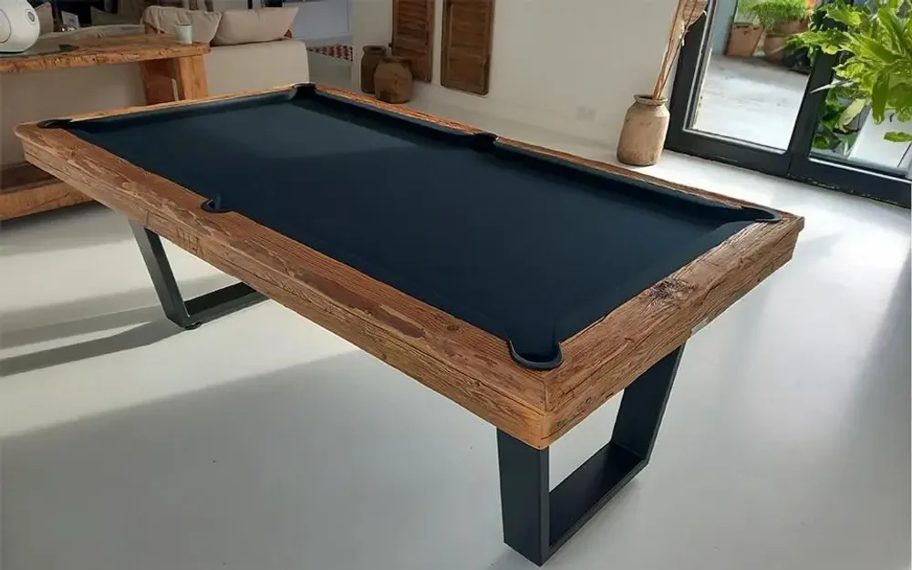 Decorative objects - Iron pool table. - BILLARDS ET BABY-FOOT TOULET