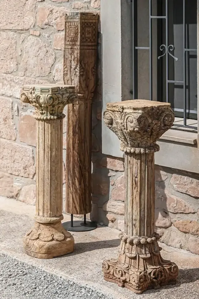 Unique pieces - CARVED WOODEN COLUMN - UNIQUE PIECE - ITEM HOME BY ITEM INTERNATIONAL