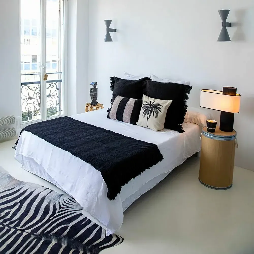 Contemporary carpets - Woven rugs and suede - PODEVACHE
