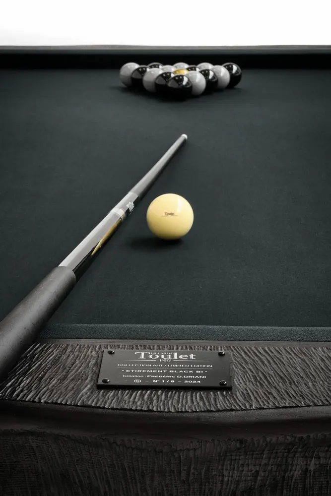 Sculptures, statuettes et miniatures - Billard "Black Bi" - BILLARDS ET BABY-FOOT TOULET