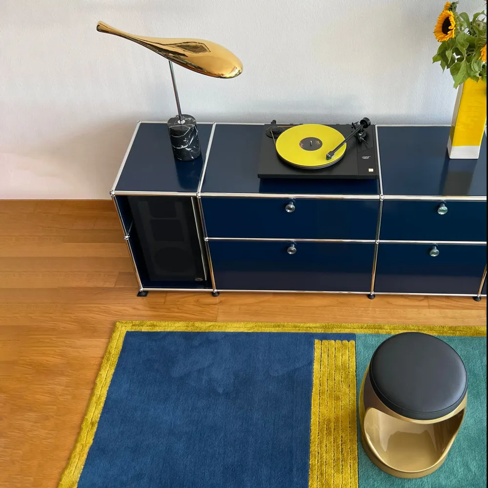 Stools - Signet Ring ı Stool ı Gold - SOFTICATED