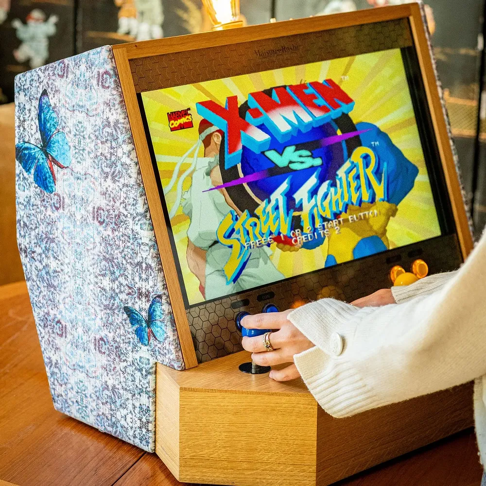 Objets de décoration - SENSEI V2F : borne d'arcade en bois, 5000 jeux Morpho Chapel rétro - MAISON ROSHI - LUXURY ENTERTAINMENT CABINETS