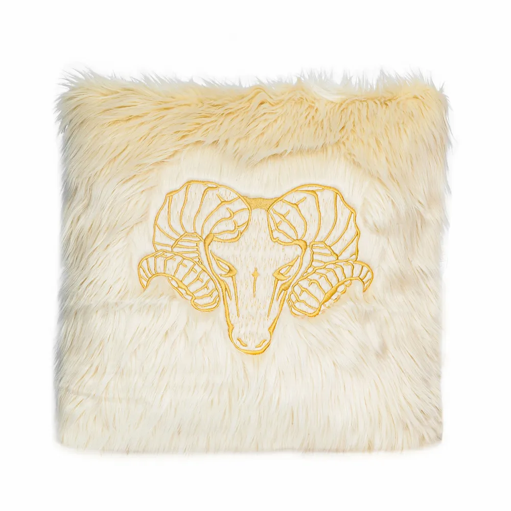 Accessoires de déco extérieure - Coussin brodé en fausse fourrure blanche - MX HOME