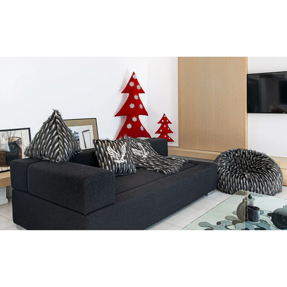 Outdoor decorative accessories - Pyramid cushion in black and white faux fur - MX HOME
