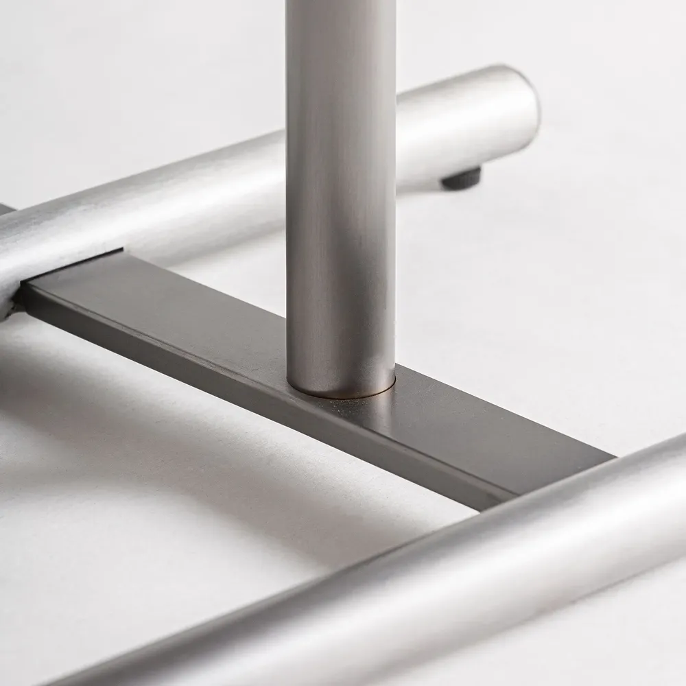 Autres tables  - Table basse en  argent 42x46x66 cm - VICAL