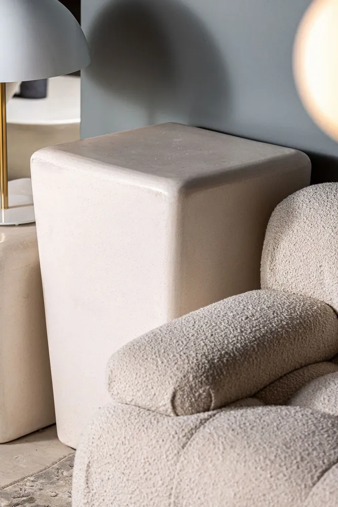 Autres tables  - Table basse en pierre blanc  en 49x49x74 cm - VICAL