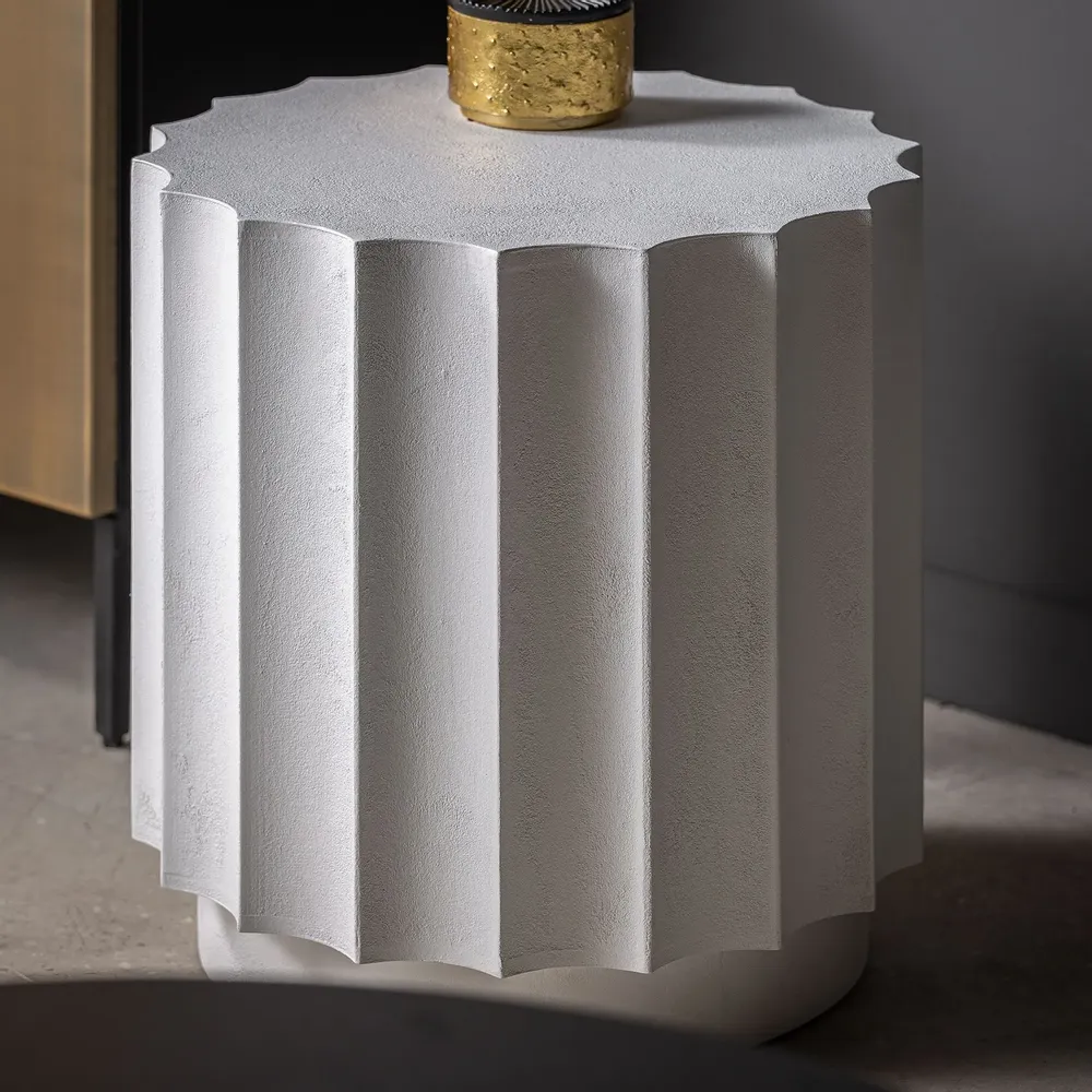 Autres tables  - Table basse en résine blanc usé en 50x50x50 cm - VICAL