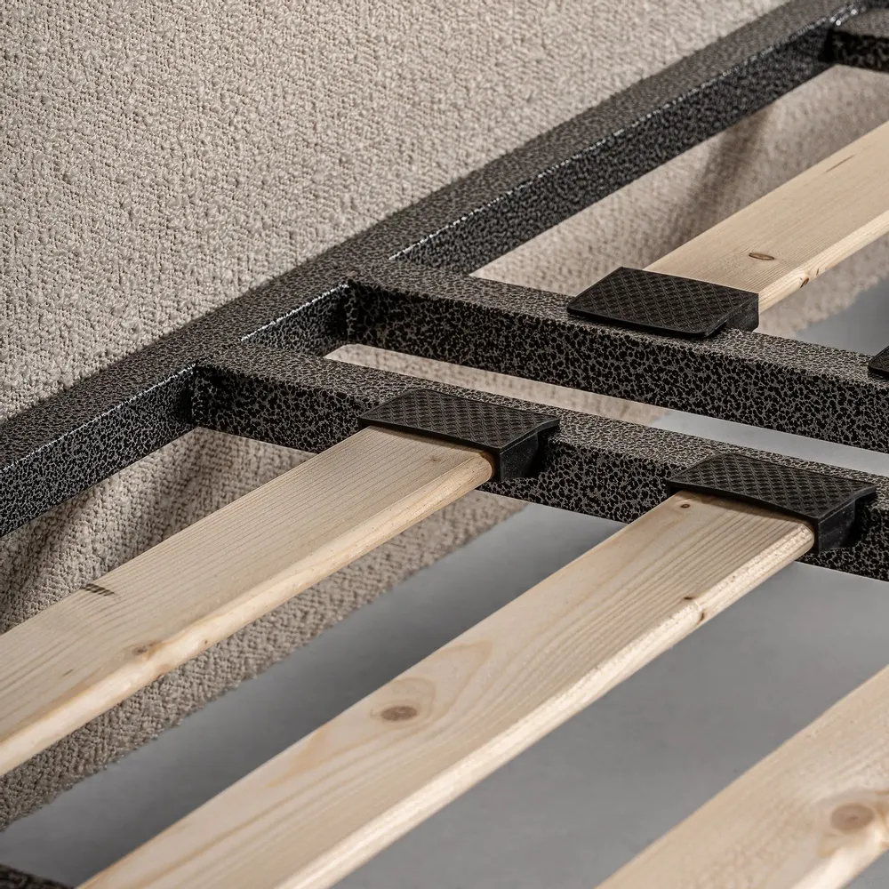 Beds - Off-white pine wood bed in 212x230x106 cm - VICAL