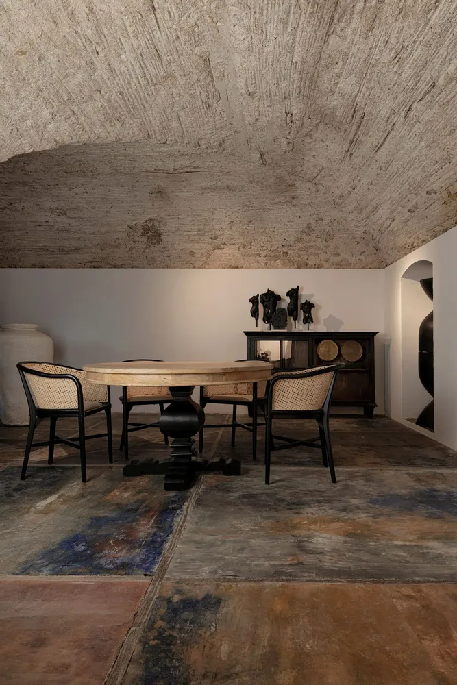 Dining Tables - Living room table in black mango wood in 130x130x77 cm - VICAL