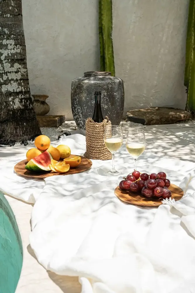 Platter and bowls - The Teak Root Round Plate - M - BAZAR BIZAR LIVING