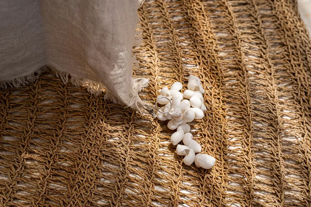 Unique pieces - The Table Cloth Hanger - White - Set of 4 - BAZAR BIZAR LIVING