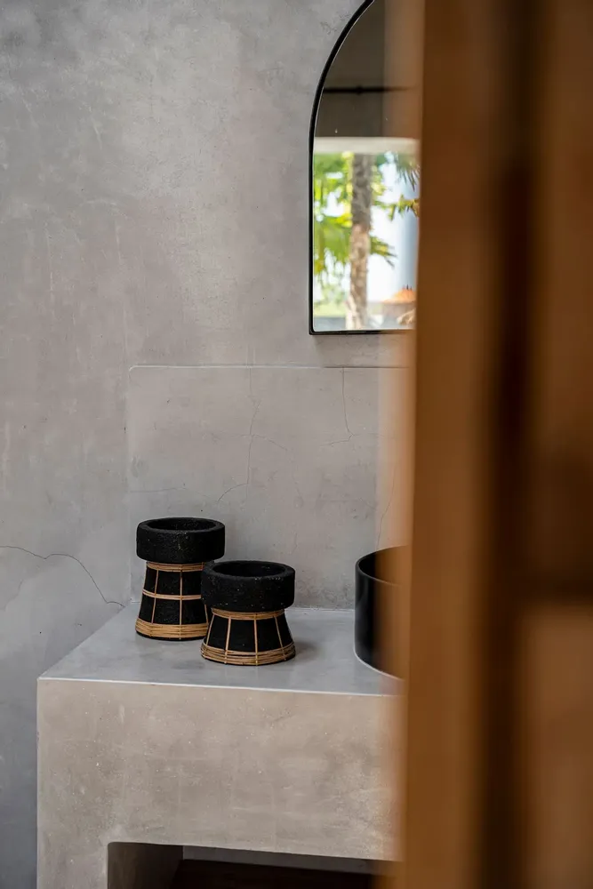 Candlesticks and candle holders - The Serene Candle Holder - Black Natural - S - BAZAR BIZAR LIVING