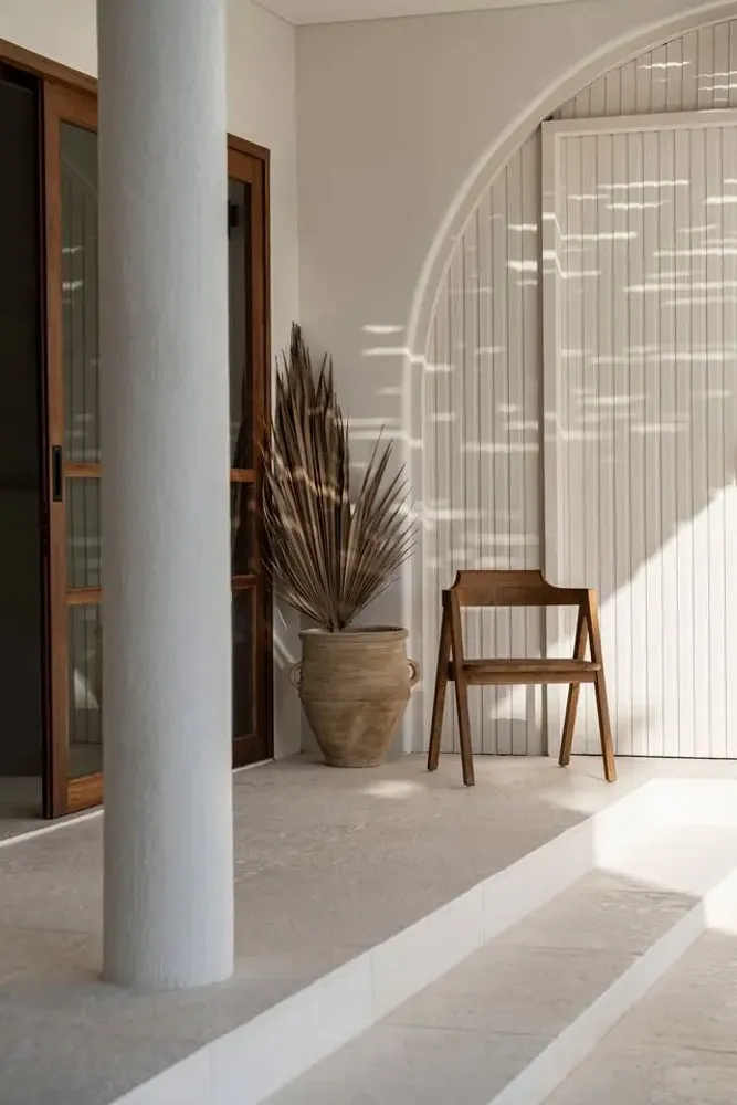 Chaises - La Chaise de Salle à Manger Nihi Sumba - Extérieure - BAZAR BIZAR LIVING