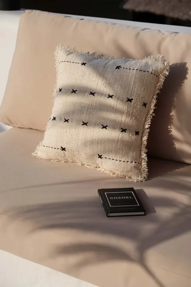 Coussins - Le Coussin French Kiss - Naturel Noir - BAZAR BIZAR LIVING