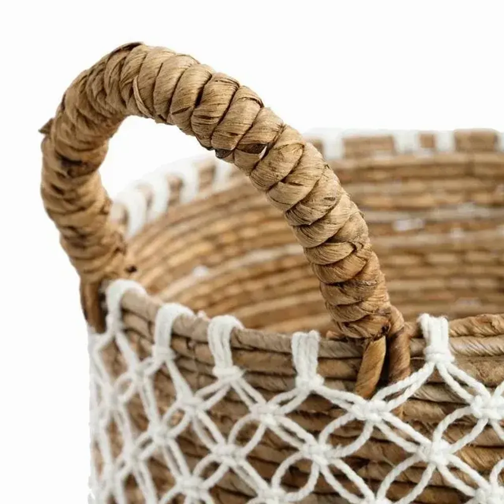 Storage boxes - The Crossed Stitched Macrame Basket - Natural White - M - BAZAR BIZAR LIVING