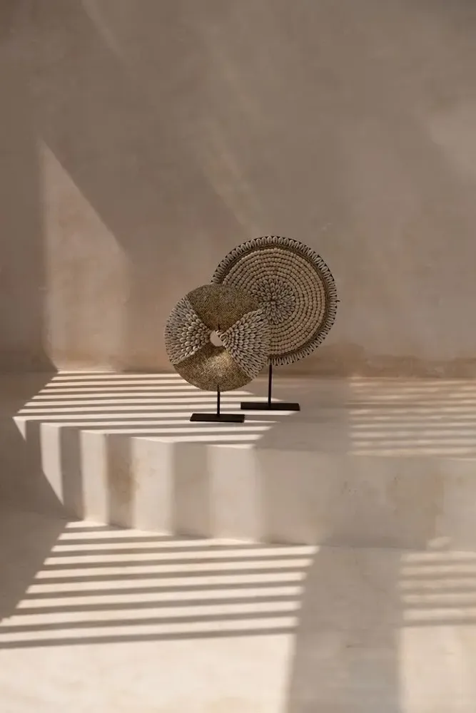 Decorative objects - The Doh Nuts on Stand - Natural White - BAZAR BIZAR LIVING