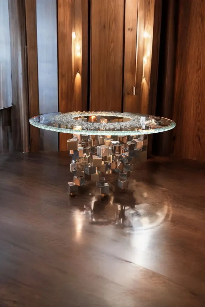 Art glass - WhyNot! table, glass, stainless steel - NARCIS