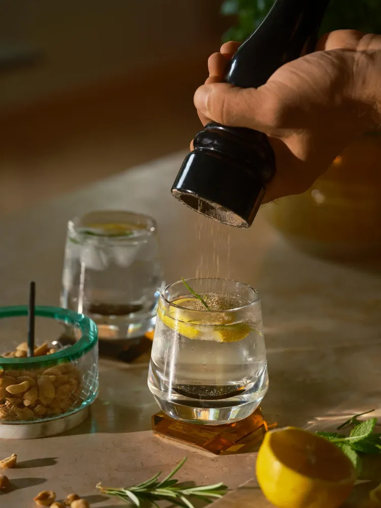 Cristallerie - Whimsy Whisky Glass - REFLECTIONS COPENHAGEN