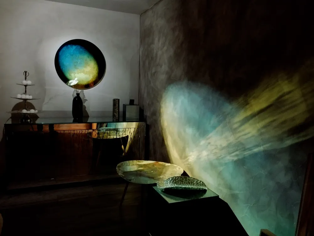 Mirrors - Cosmic reflection, decorative round mirror - NARCIS