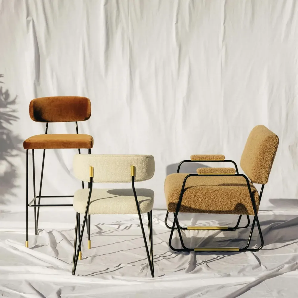 Fauteuils pour collectivités - Apollo Fauteuil en Structure en Fer Laqué Noir et Détails en Laiton Brossé - DUISTT
