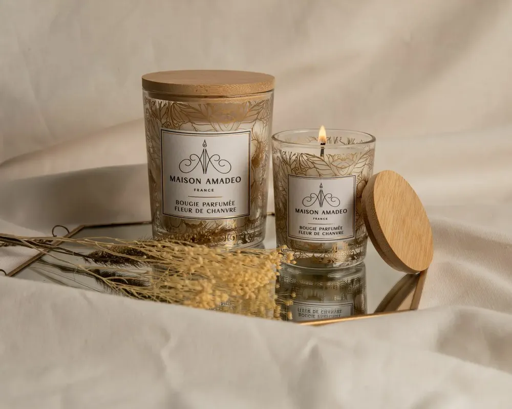 Bougies - Bougie parfumée Fleur de chanvre - MAISON AMADEO