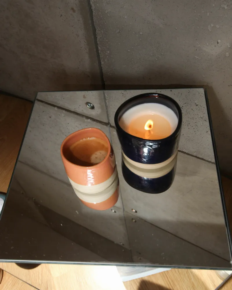 Mugs - Midi Red Gold Refillable Scented Candle 180g - MAISON TASSAN