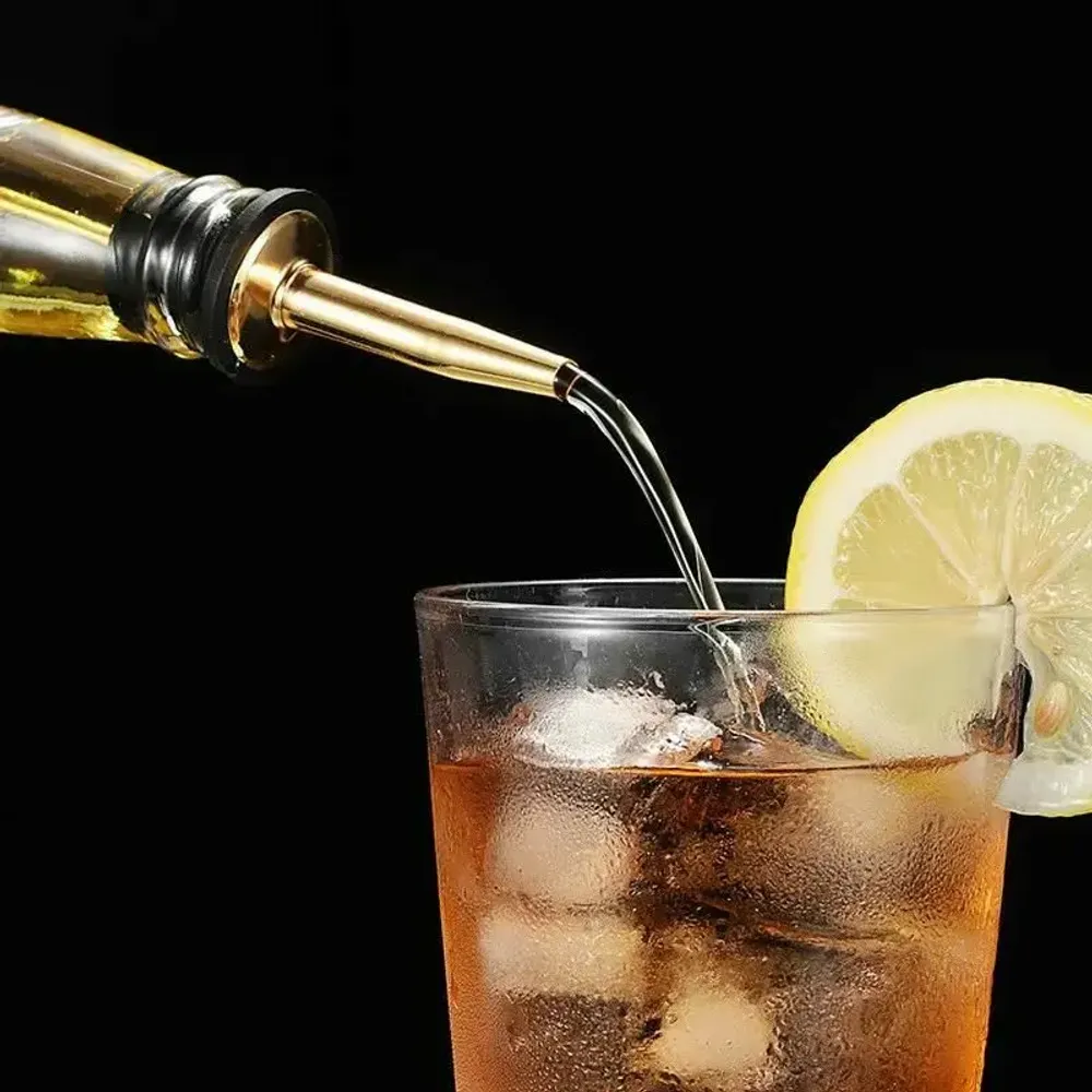 Accessoires pour le vin - Bec verseur pour bouteille - 3 couleurs - SOSTRAW & SMARTTHINGS