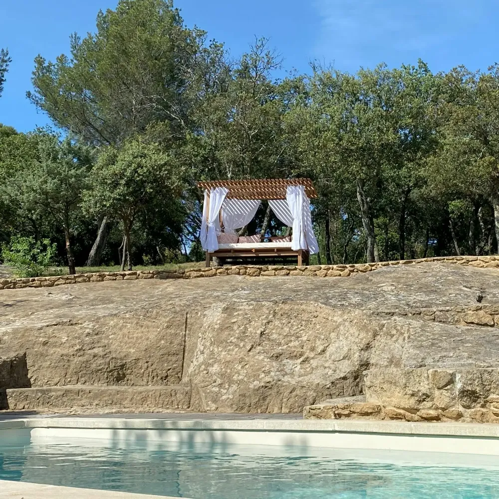 Canapés de jardin - MADRAGUE - Gazebo, daybed, lit de jardin, espace détente, ombrage - HONEYMOON