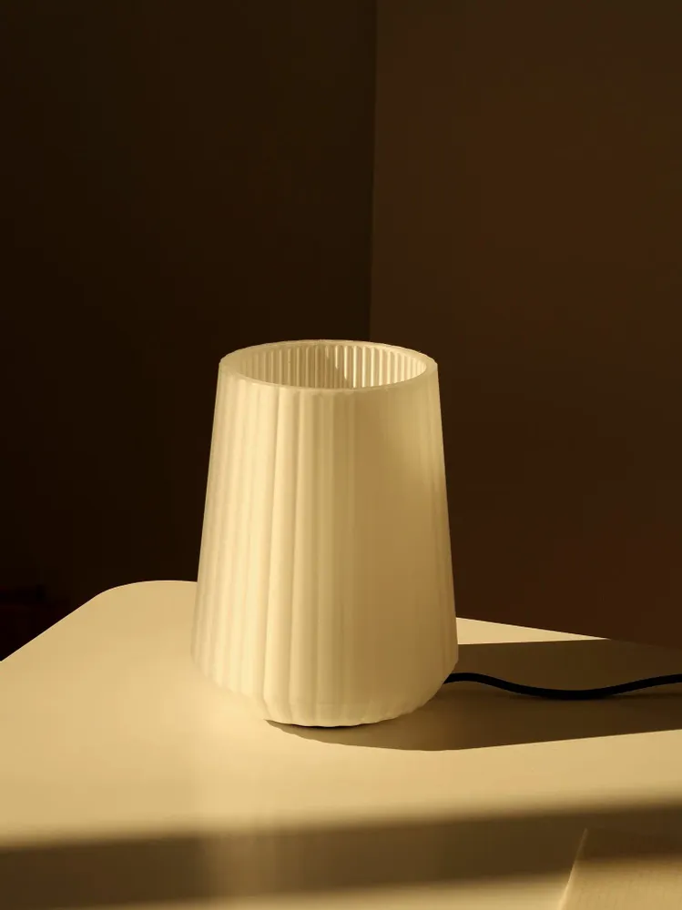 Lampes de table - LAMPE DE TABLE - MIZAR TILT - MENDELEK STUDIO