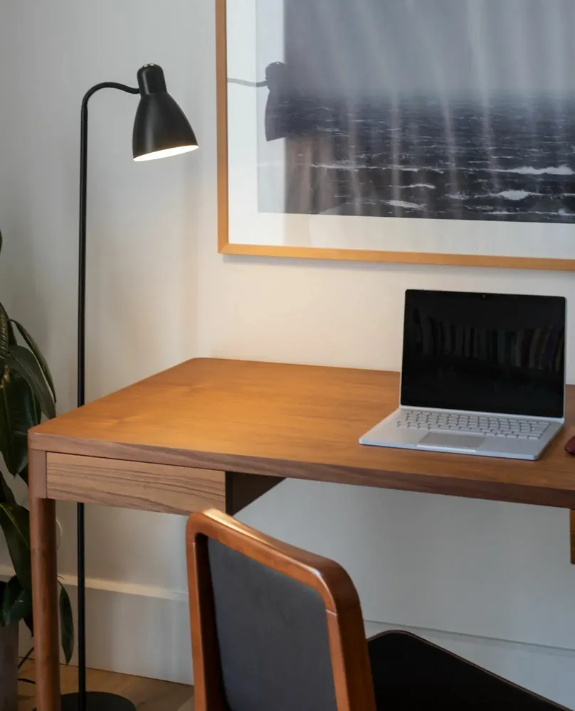 Desks - The Minimalist Modern Front Desk in Walnut  160cm x 80cm - MOR