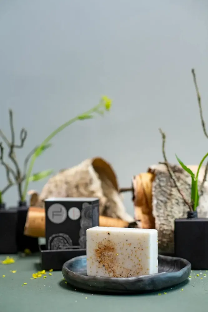 Soaps - Soap with pine essential oil and amber stones - TL CANDLES