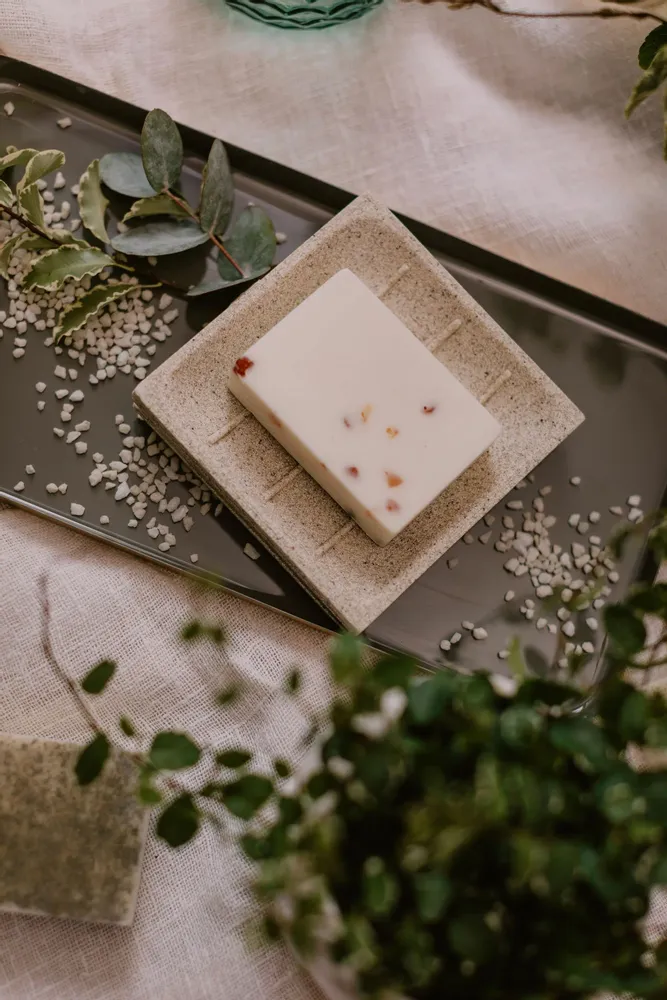 Soaps - Soap with pine essential oil and amber stones - TL CANDLES