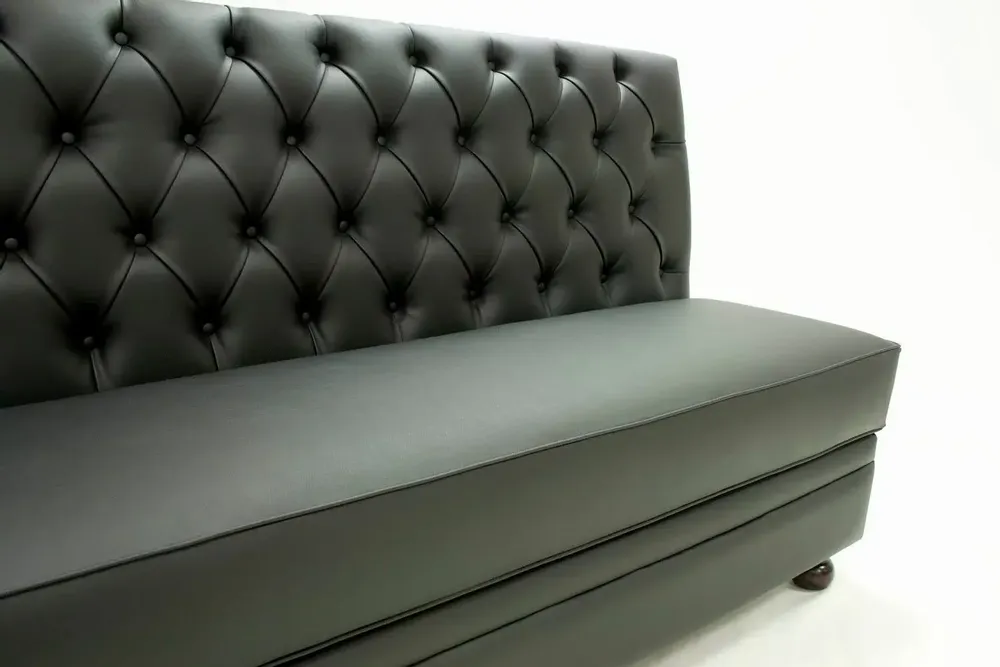 Banquettes pour collectivités - Regento Bench | Banc capitonné - CREARTE COLLECTIONS