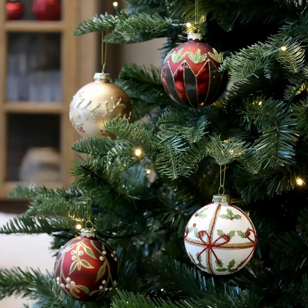 Guirlandes et boules de Noël - Boules de Noël et décorations. - CHIC ANTIQUE A/S