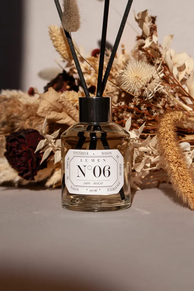 Scent diffusers - Natural Reed Diffuser 100ml N°06 - French Garden - LUMEN • MAISON DE PARFUMS D'INTÉRIEUR