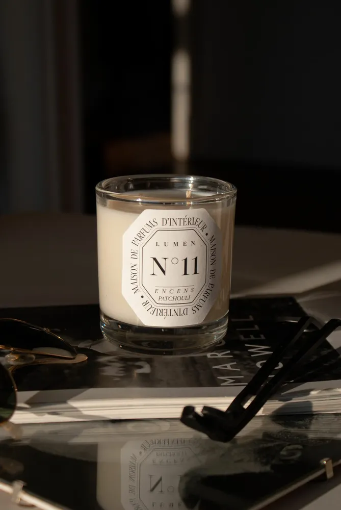 Bougies - Bougie Parfumée Naturelle 180g N°11 - Encens Patchouli - LUMEN • MAISON DE PARFUMS D'INTÉRIEUR