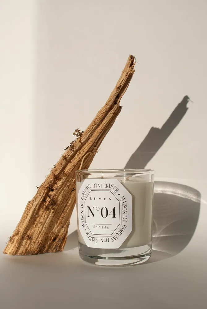Candles - Natural Scented Candle 180g N°04 - Sandalwood - LUMEN • MAISON DE PARFUMS D'INTÉRIEUR