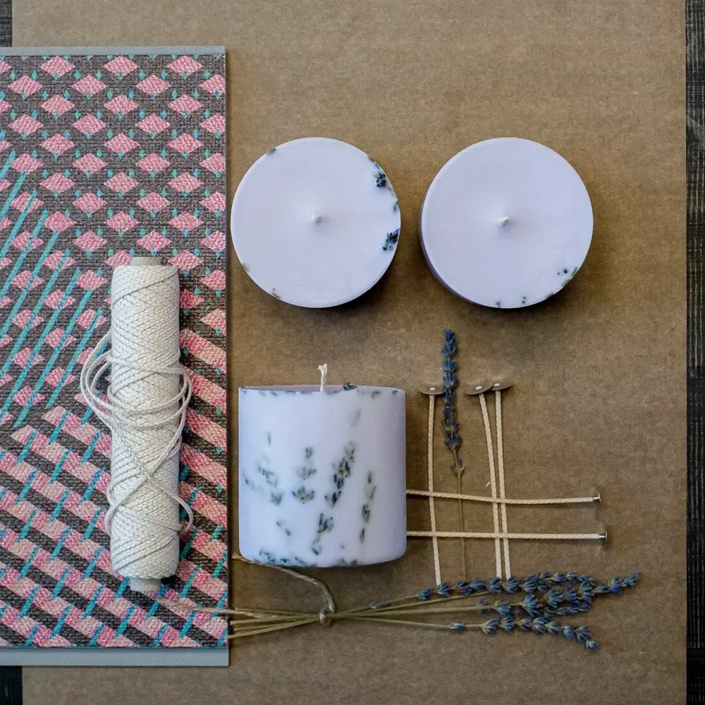 Candles - Candle with Lavender Scent - Purple - TL CANDLES