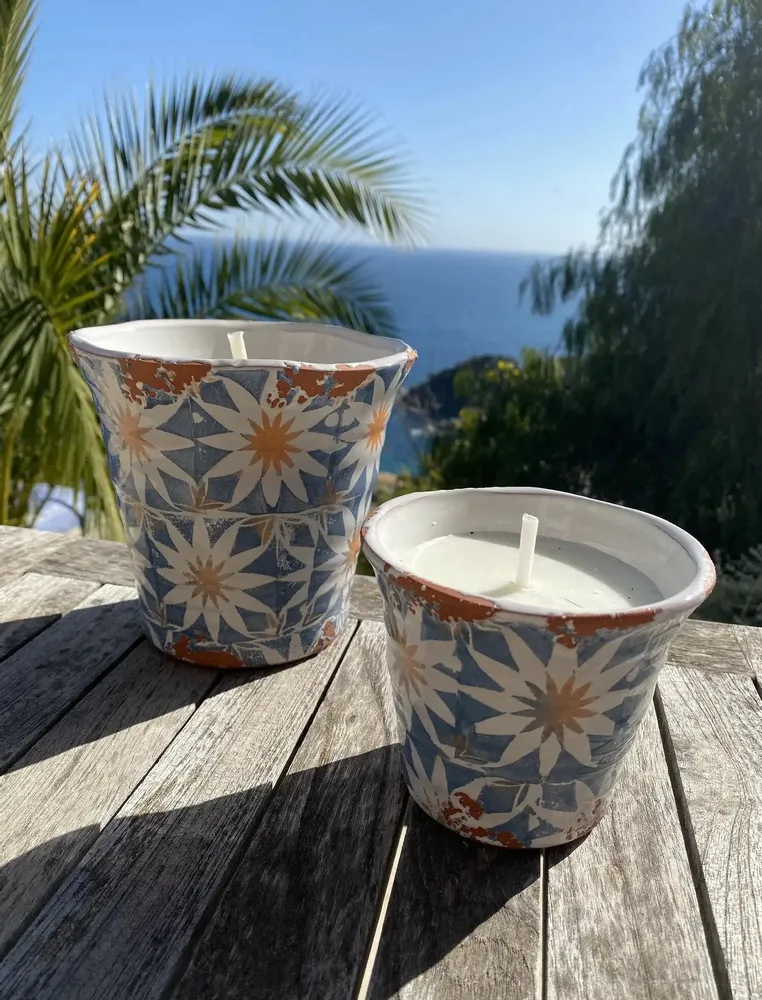 Bougies - Bougie Kasbah en céramique CITRONELA taille M - WAX DESIGN - BARCELONA